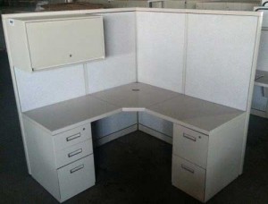 Used Steelcase Stations